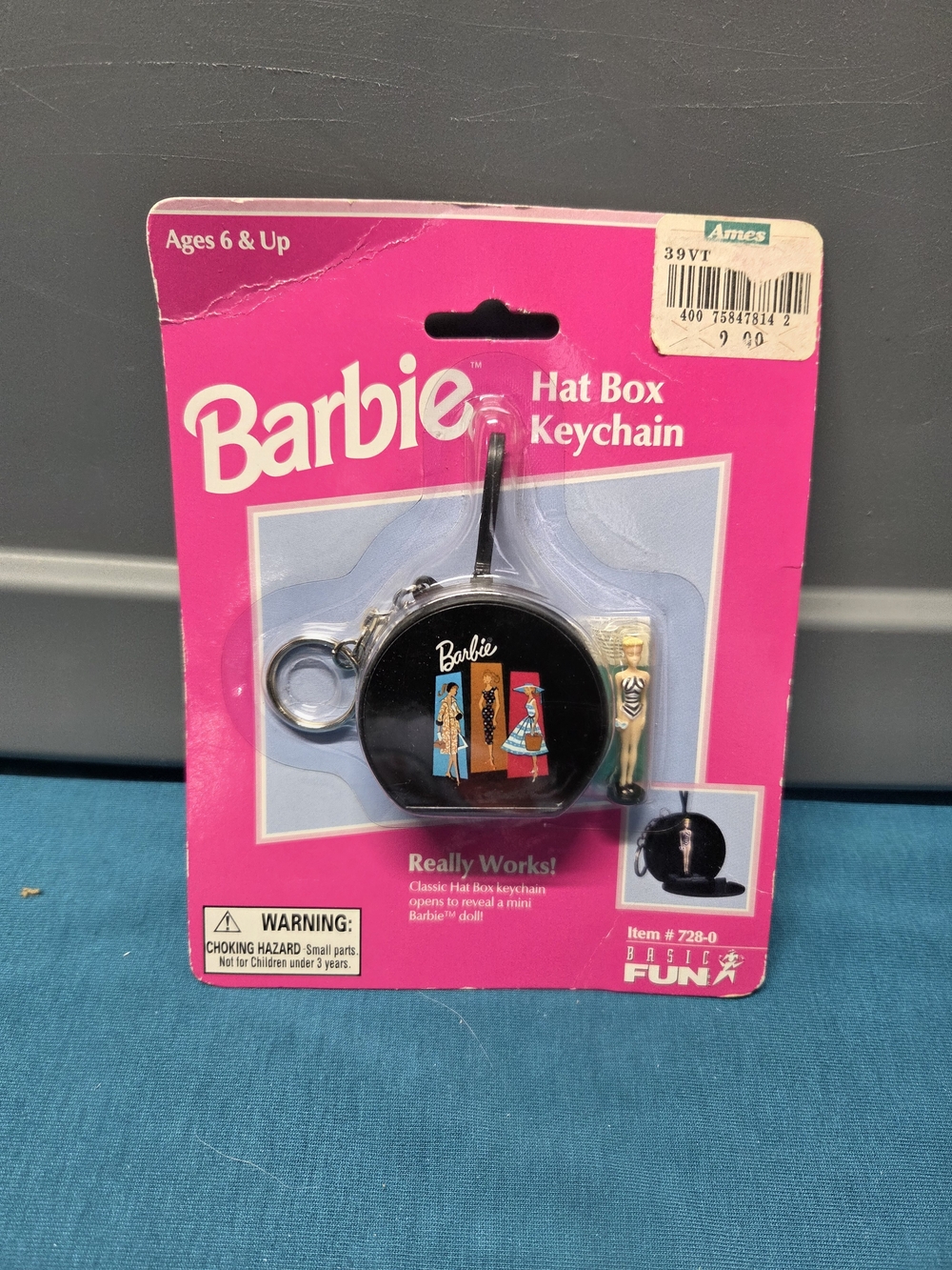 1999 Barbie Hat Box Keychain w/ Mini Barbie Figure